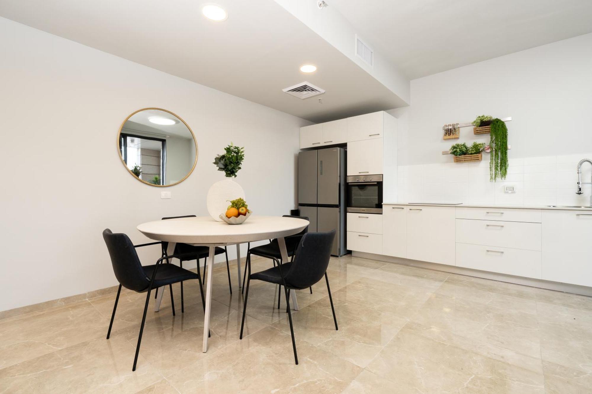 J-Tower Apartments القدس الغرفة الصورة