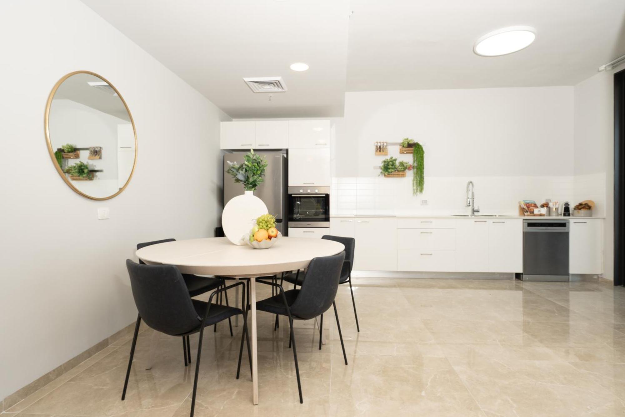 J-Tower Apartments القدس الغرفة الصورة